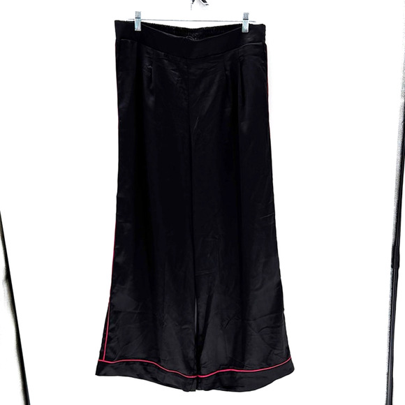 Torrid Wide Leg High-Rise Pull-On Satin Pants in black pink piping 0/L formal - Picture 2 of 12